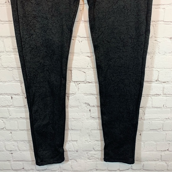 Hudson Nico Mid Rise Super Skinny Black Jeans - Picture 4 of 9